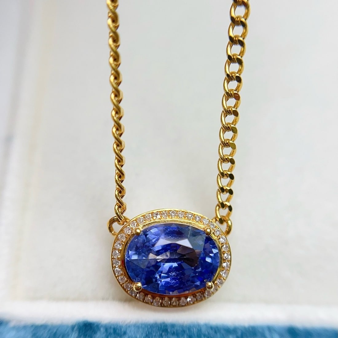 14k Gold 2.32 Ct Natural Sapphire & Diamond Necklace - 6
