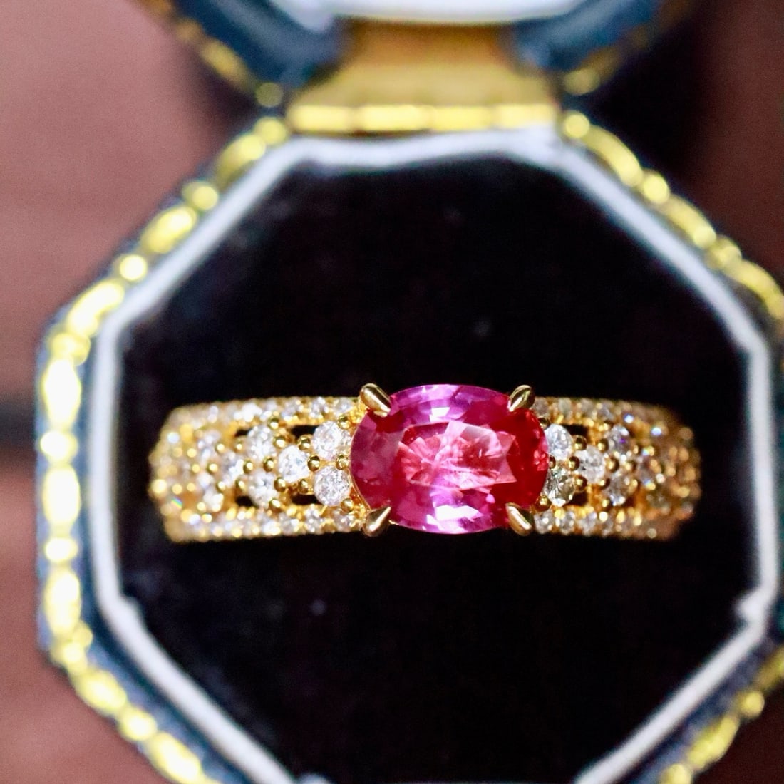 14k Gold 1.11 Ctw Natural Ruby & Diamond Ring: Ref:231176075gold // content:14k // goldring // size:7. 25usmain // gemstone:rubyshape:ovalcarat // weight:0. 75ct // color:redtreatment:naturaladjacent // gemstone // 2 // : // diamondshape:roundcara