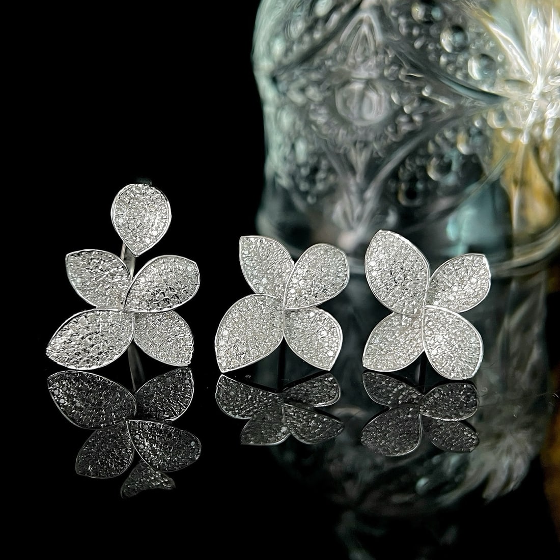 14k Gold 1.64 Ctw Natural H Diamond & Flowers Jewelry Set: Ref:231176083gold // content:14k // goldring // size:7. 25usringmain // gemstone:diamondshape:roundcarat // weight:0. 64ct // clarity // grade:vs-sicolor:htreatment:naturalcut // grade:gearringsmain /