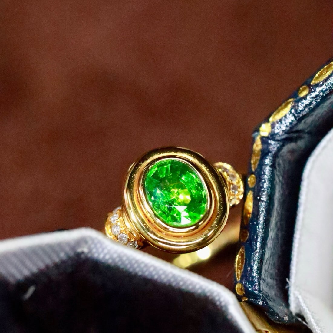 14k Gold 0.42 Ctw Natural Tsavorite & Diamond Ring - 4