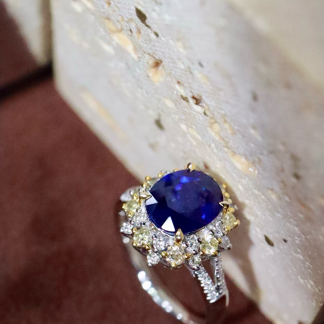 14k Gold 2.61 Ctw Natural Sapphire & Diamond Ring - 3