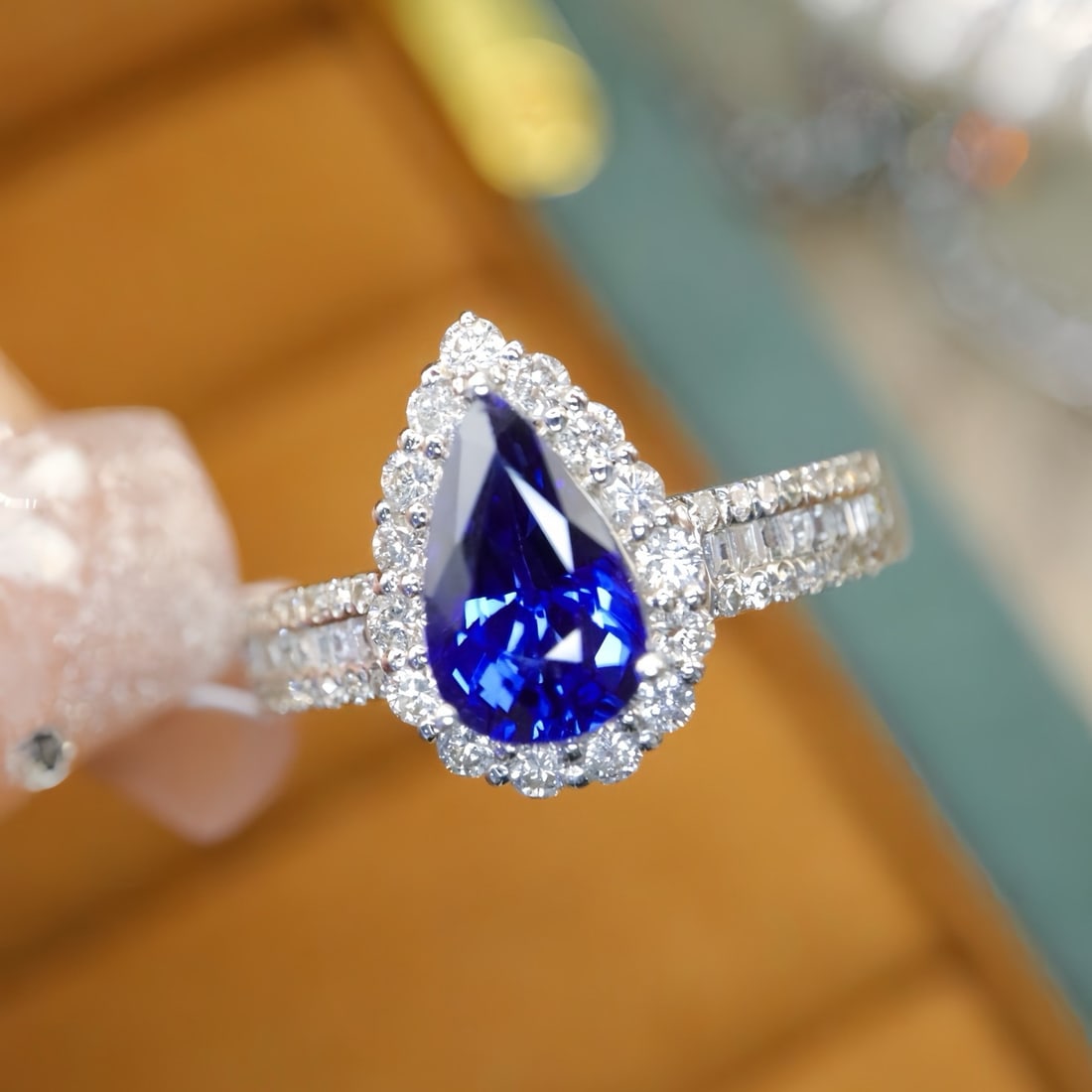 14k Gold 1.84 Ctw Natural Sapphire & Diamond Ring: Ref:231176089gold // content:14k // goldring // size:7. 25usmain // gemstone:sapphireshape:pearcarat // weight:1. 34ct // color:bluetreatment:naturaladjacent // gemstone // 2 // : // diamondnumber // 
