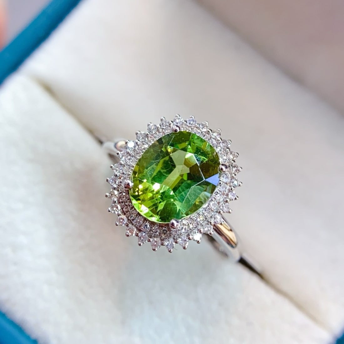 14k Gold 2.43 Ctw Natural Tourmaline & Diamond Ring: Ref:231176093gold // content:14k // goldring // size:7. 25usmain // gemstone:tourmalineshape:ovalcarat // weight:2. 2ct // color:greentreatment:naturaladjacent // gemstone // 2 // : // diamondnumber