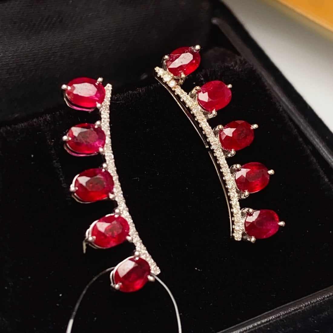 14k Gold 2.25 Ct Natural Ruby & Diamond Earrings: Ref:231176098gold // content:14k // goldmain // gemstone:rubyshape:ovalcarat // weight:2. 25ct // color:redtreatment:naturaladjacent // gemstone // 2 // : // diamondnumber // of // stones:46shape:roun