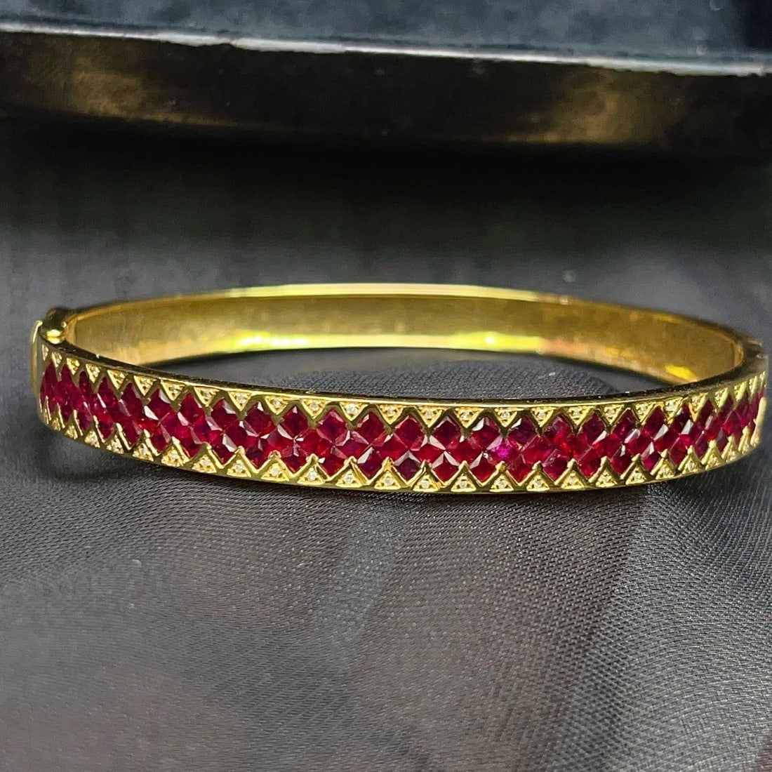 14k Gold 5.27 Ct Natural Ruby & Diamond Bangle - 6