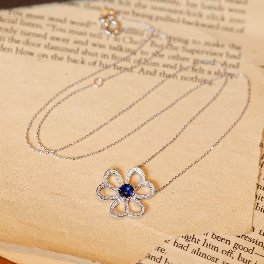 14k Gold 0.84 Ctw Natural Sapphire & Diamond & Flowers Necklace - 4