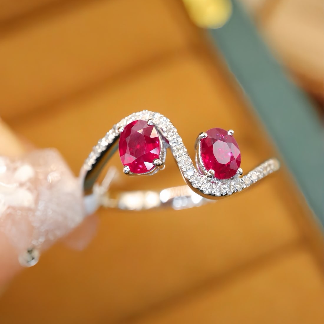 14k Gold 0.71 Ctw Natural Ruby & Diamond Ring - 2