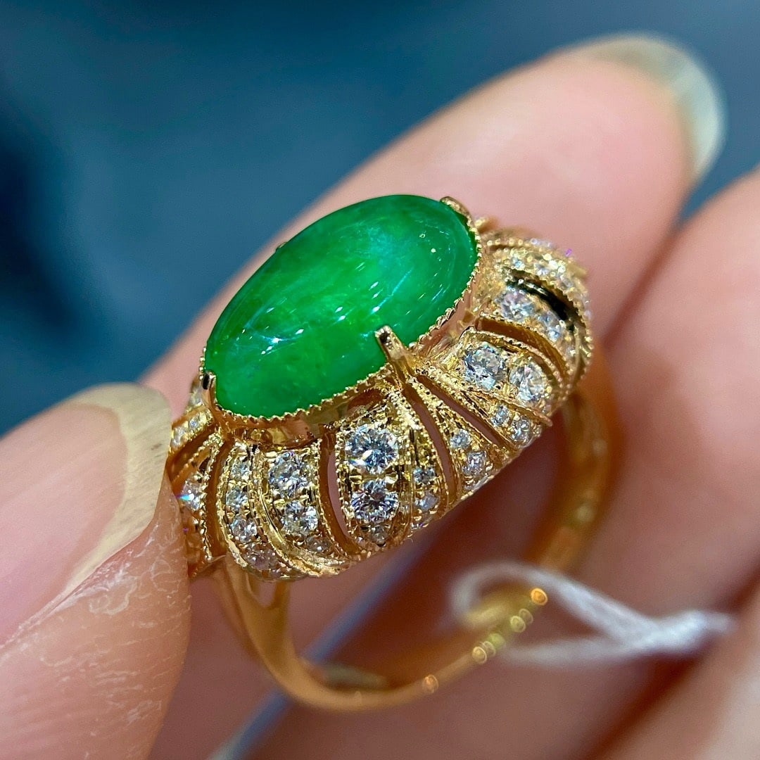 14k Gold 3.40 Ctw Vivid Green Natural Emerald & Diamond Ring - 5
