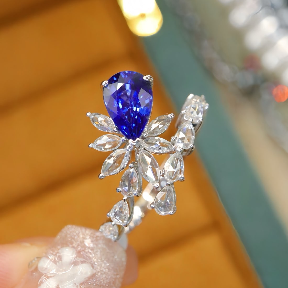 14k Gold 1.74 Ctw Vivid Blue Natural Sapphire & Diamond Ring - 2