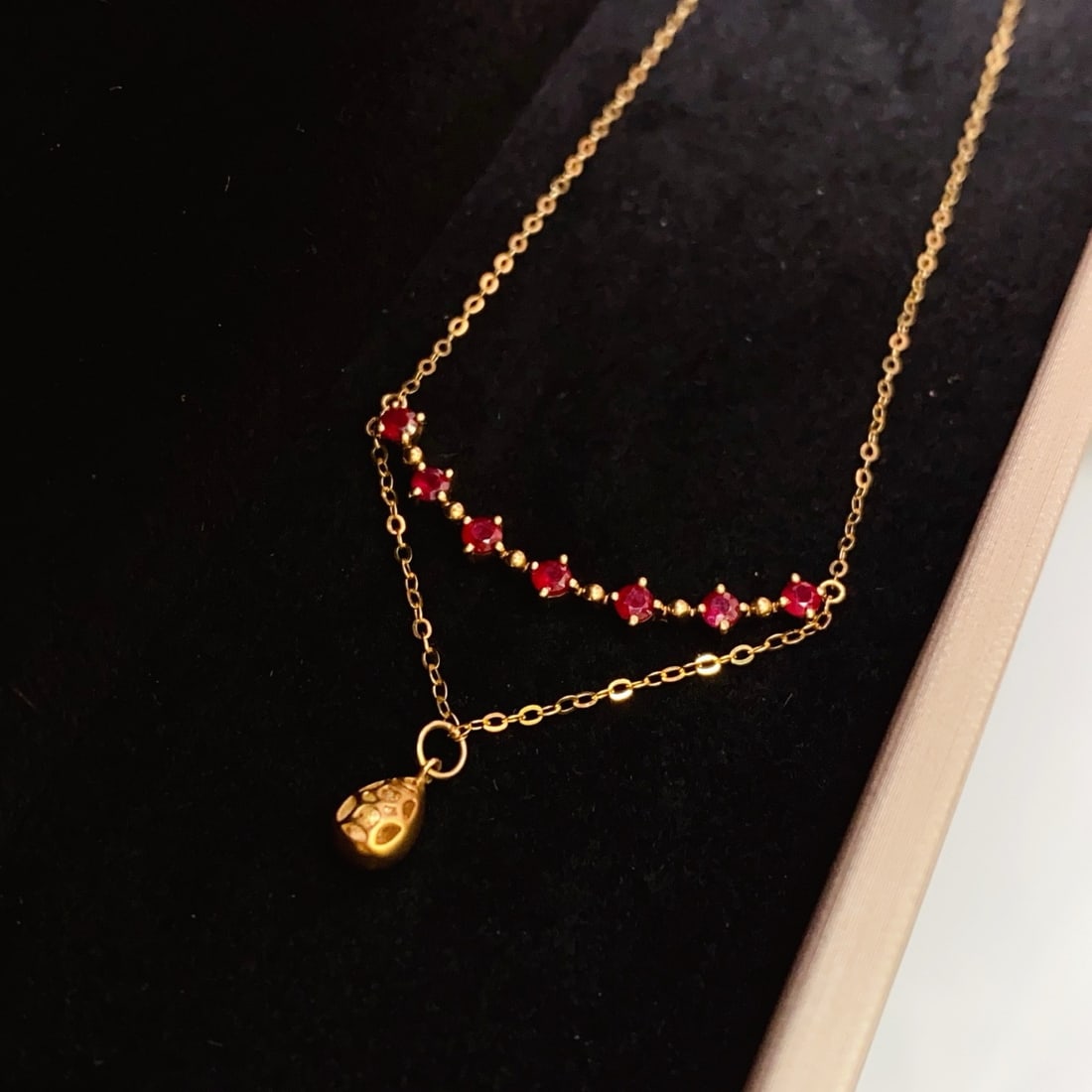 14k Gold 0.58 Ct Vivid Red Natural Ruby Necklace: Ref:231176121gold // content:14k // goldmain // gemstone:rubyshape:roundcarat // weight:0. 58ct // color:vivid // redtreatment:naturalcut // grade:g Condition: New Low Estimate: 2000.00 High Estimate: