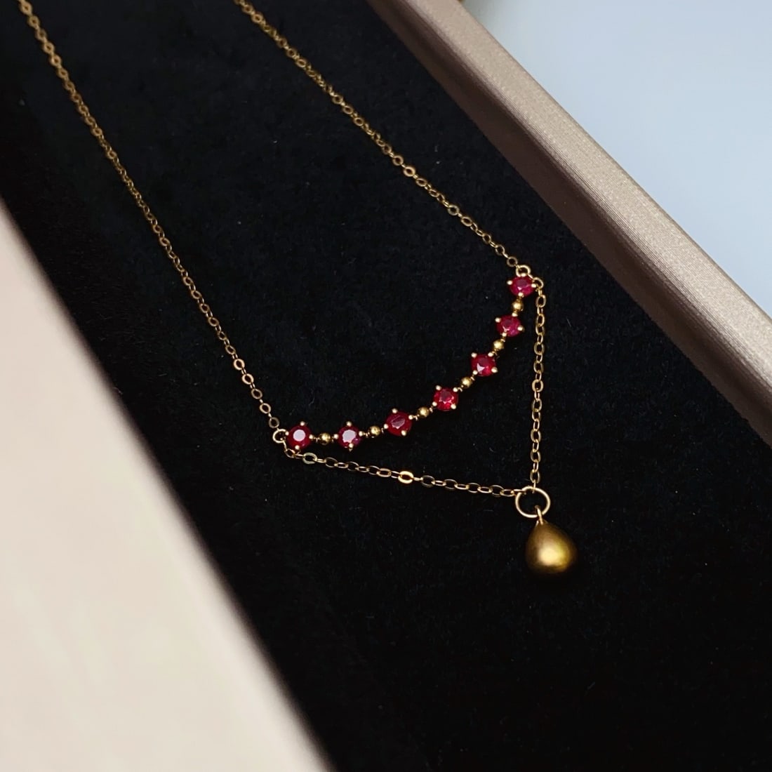 14k Gold 0.58 Ct Vivid Red Natural Ruby Necklace - 4