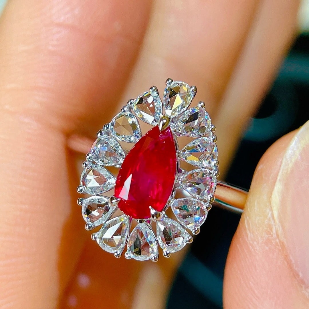 14k Gold 1.64 Ctw Vivid Red Natural Ruby & Diamond Ring - 4