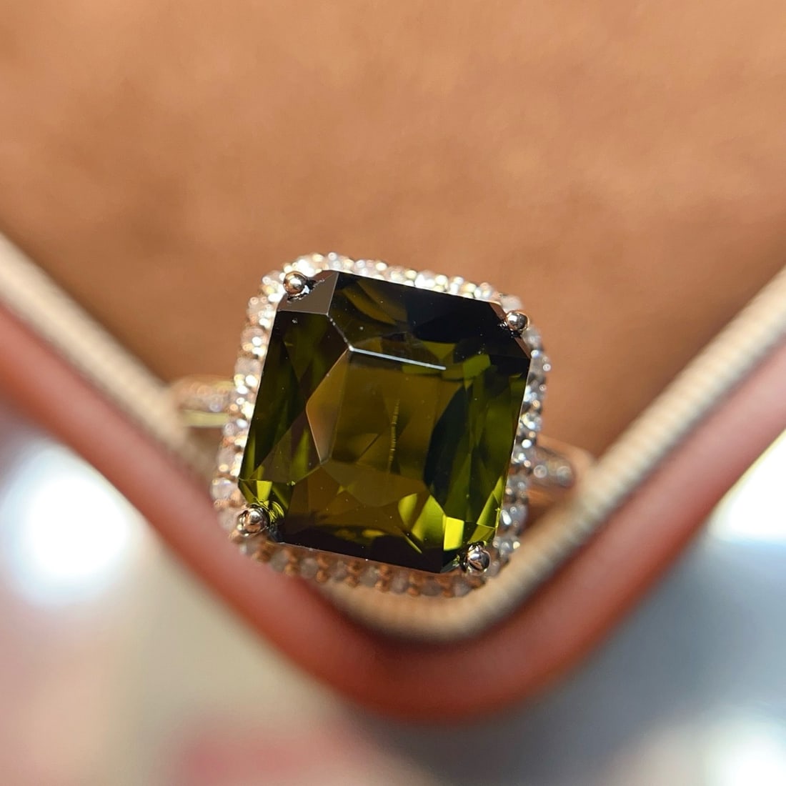 14k Gold 7.15 Ct Natural Tourmaline & Diamond Ring - 2