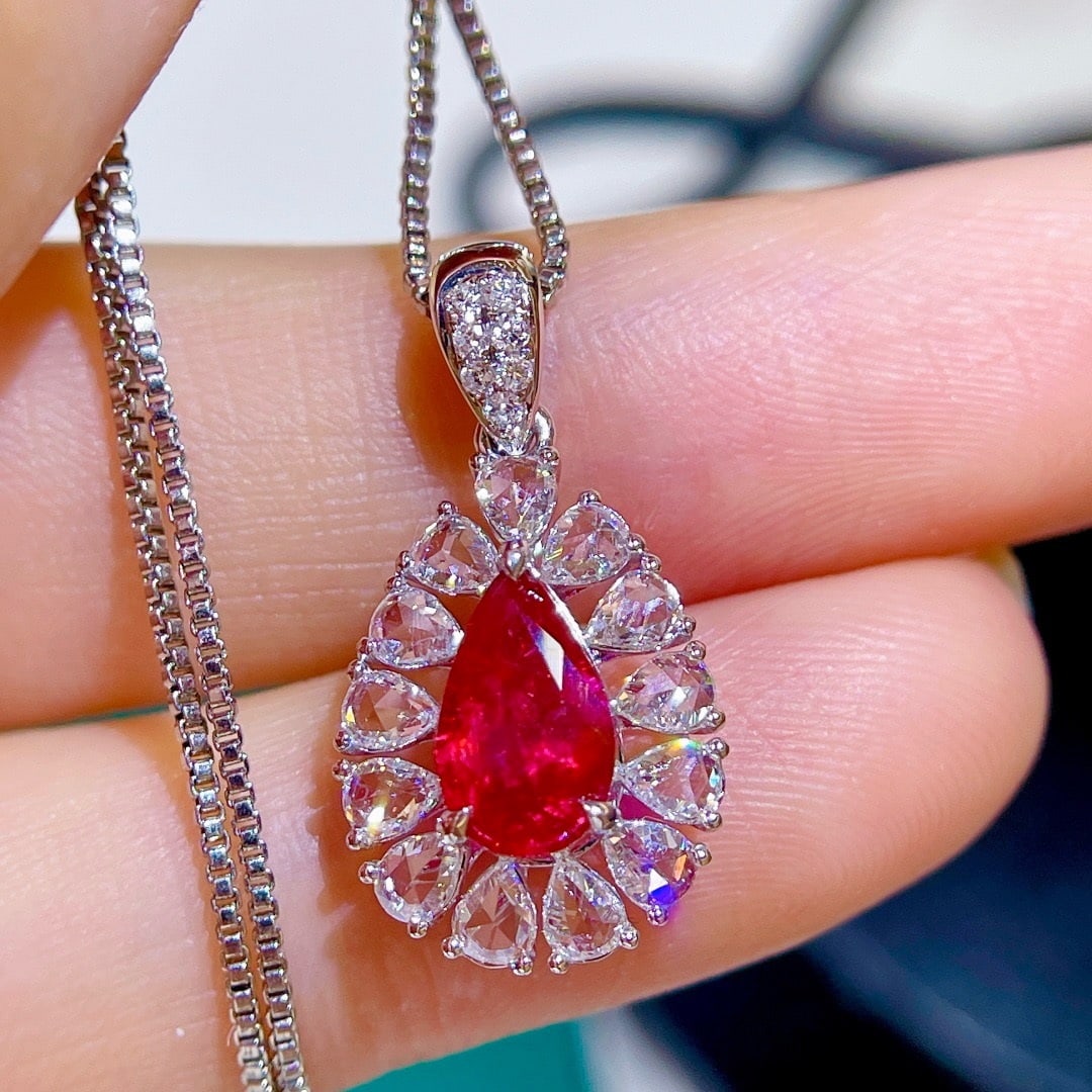 14k Gold 1.67 Ctw Vivid Red Natural Ruby & Diamond Pendant( Without Chain ) - 5