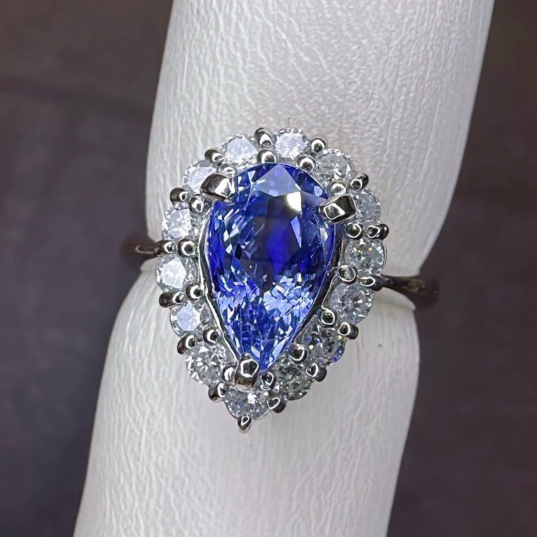 14k Gold 3.14 Ctw Natural Sapphire & Diamond Ring - 2