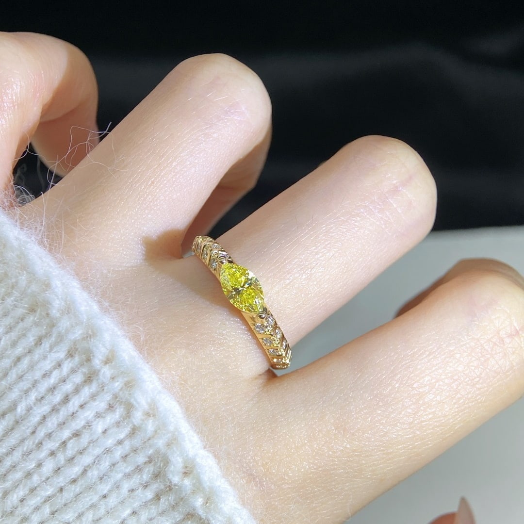 14k Gold 0.69 Ctw Natural Yellow Diamond & Diamond Ring - 5
