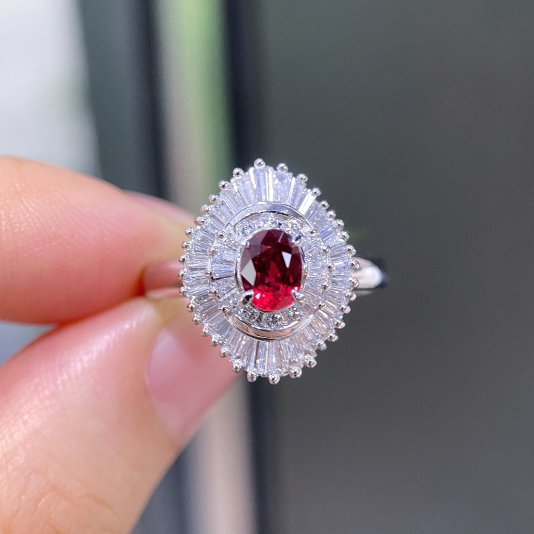 14k Gold 1.95 Ctw Vivid Red Natural Ruby & Diamond Ring: Ref:231176149gold // content:14k // goldring // size:7. 25usmain // gemstone:rubyshape:ovalcarat // weight:1. 00ct // color:vivid // redtreatment:naturaladjacent // gemstone // 2 // : //