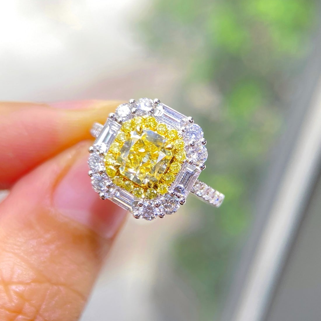 Gia Certified 14k Gold 2.39 Ctw Natural Yellow Diamond & Diamond Ring: Ref:231176161gold // content:14k // goldring // size:7. 25usmain // gemstone:yellow // diamondcertified:giashape:radiantcarat // weight:1. 14ct // clarity // grade:vs2color:yellowtreatment:naturalsatu