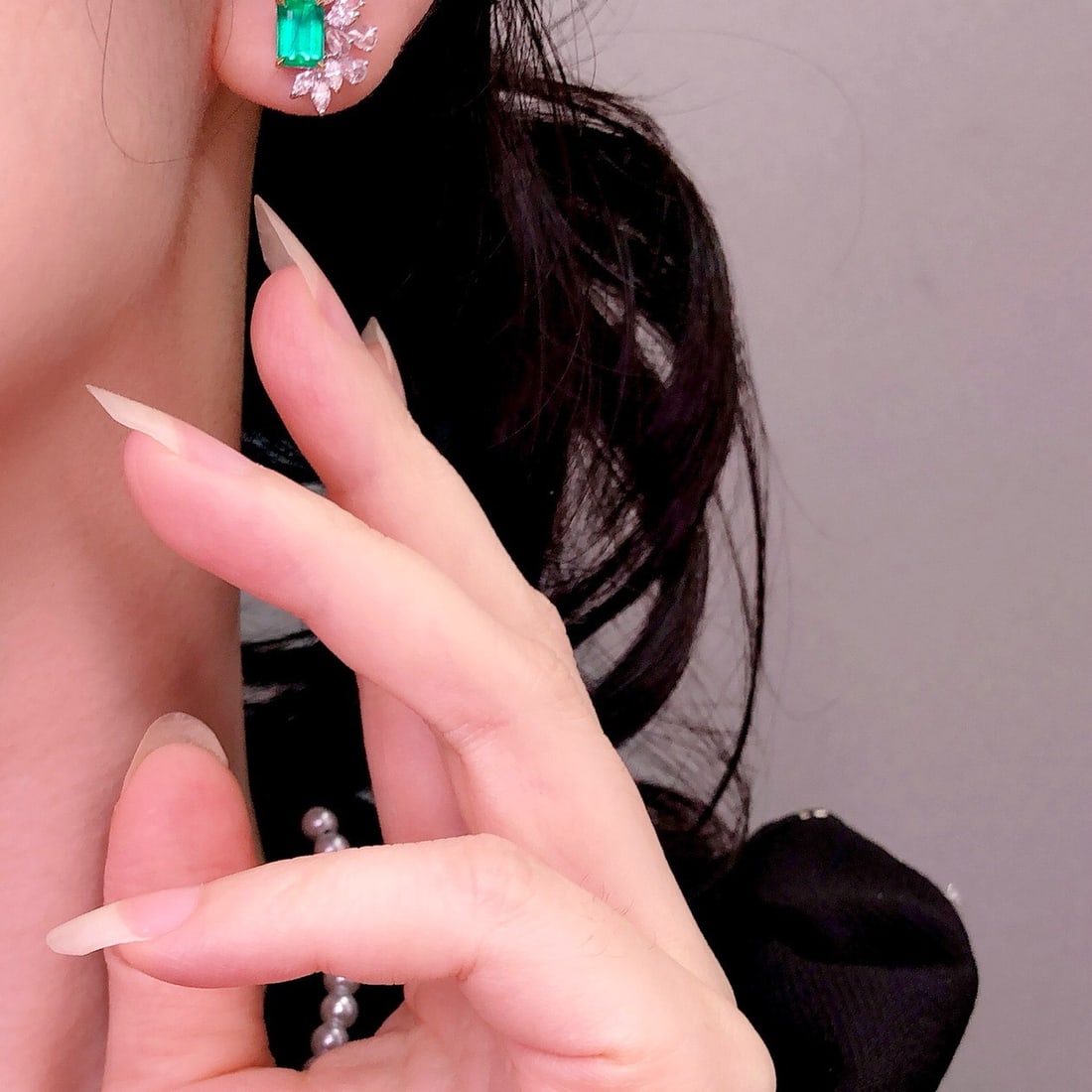 14k Gold 3.06 Ctw Vivid Green Natural Emerald & Diamond Earrings - 2