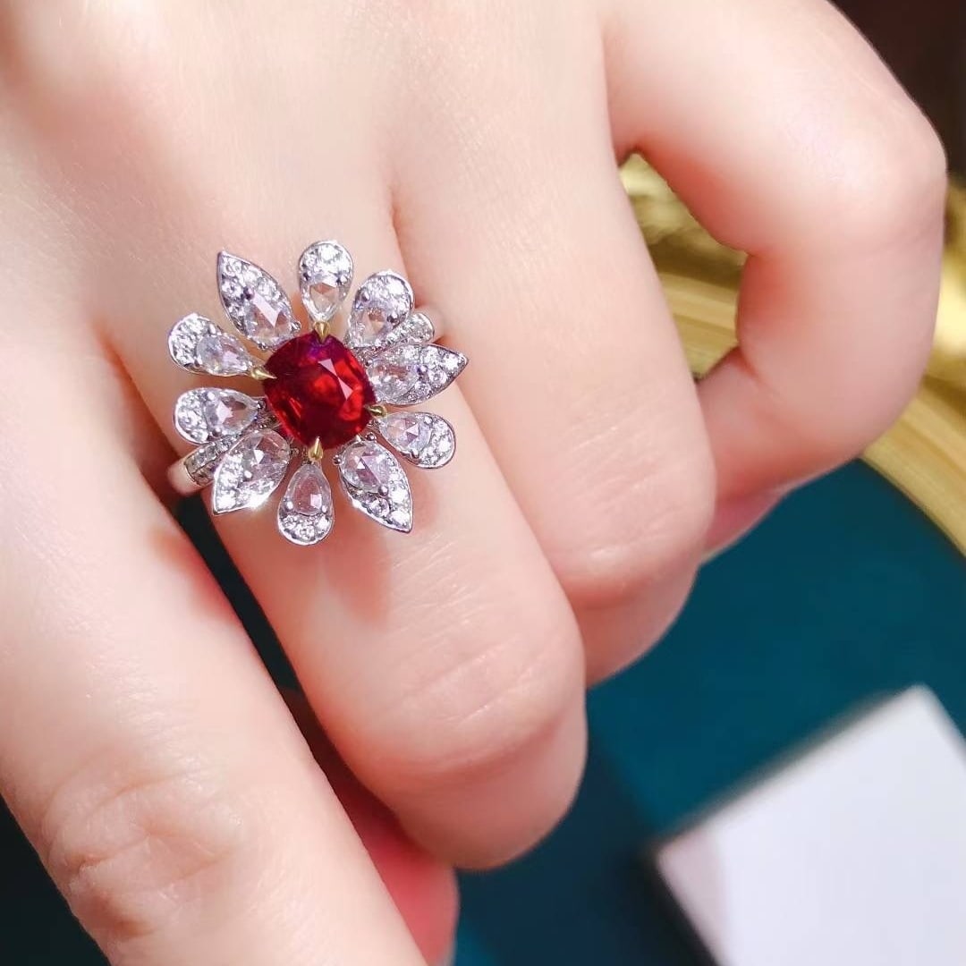 14k Gold 1.94 Ctw Natural Ruby & Diamond Ring - 3