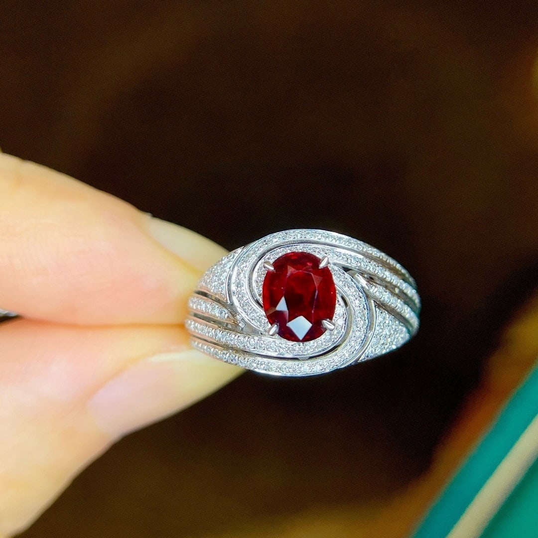 14k Gold 1.69 Ctw Vivid Red Natural Ruby & Diamond Ring - 2
