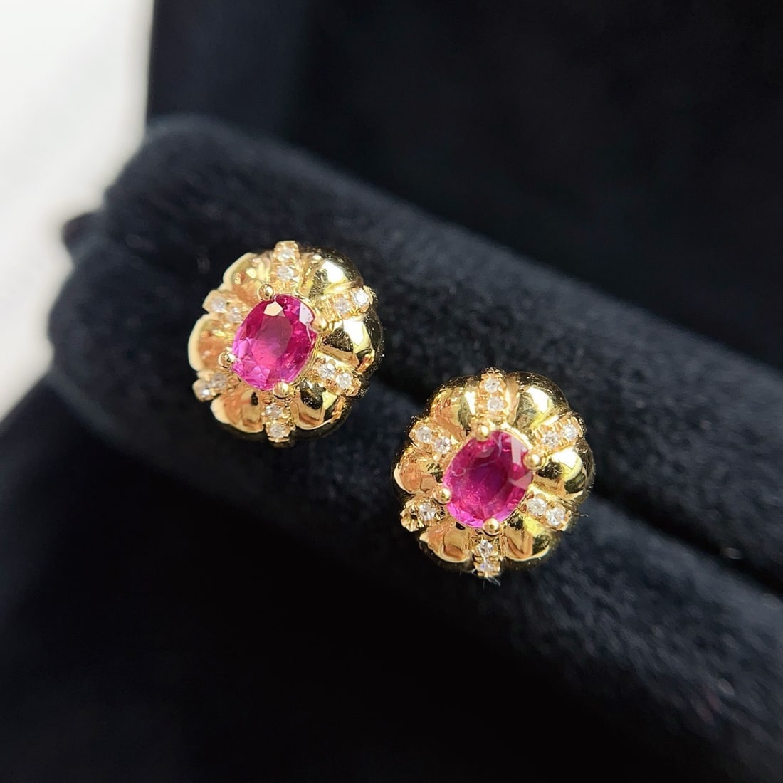 14k Gold 0.75 Ct Natural Ruby & Diamond Earrings - 6