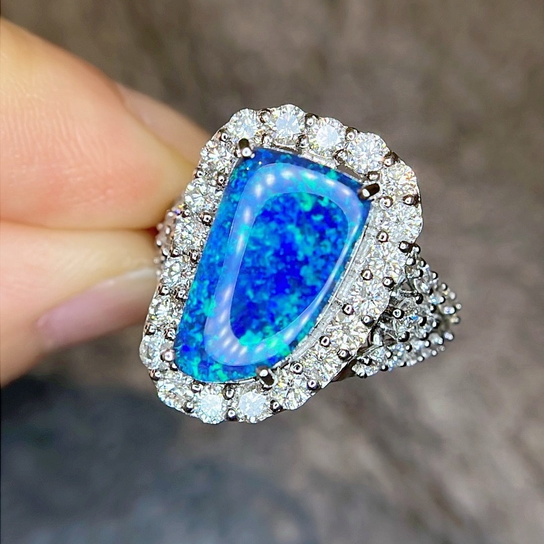 14k Gold 5.96 Ctw Natural Opal & Diamond Ring - 3
