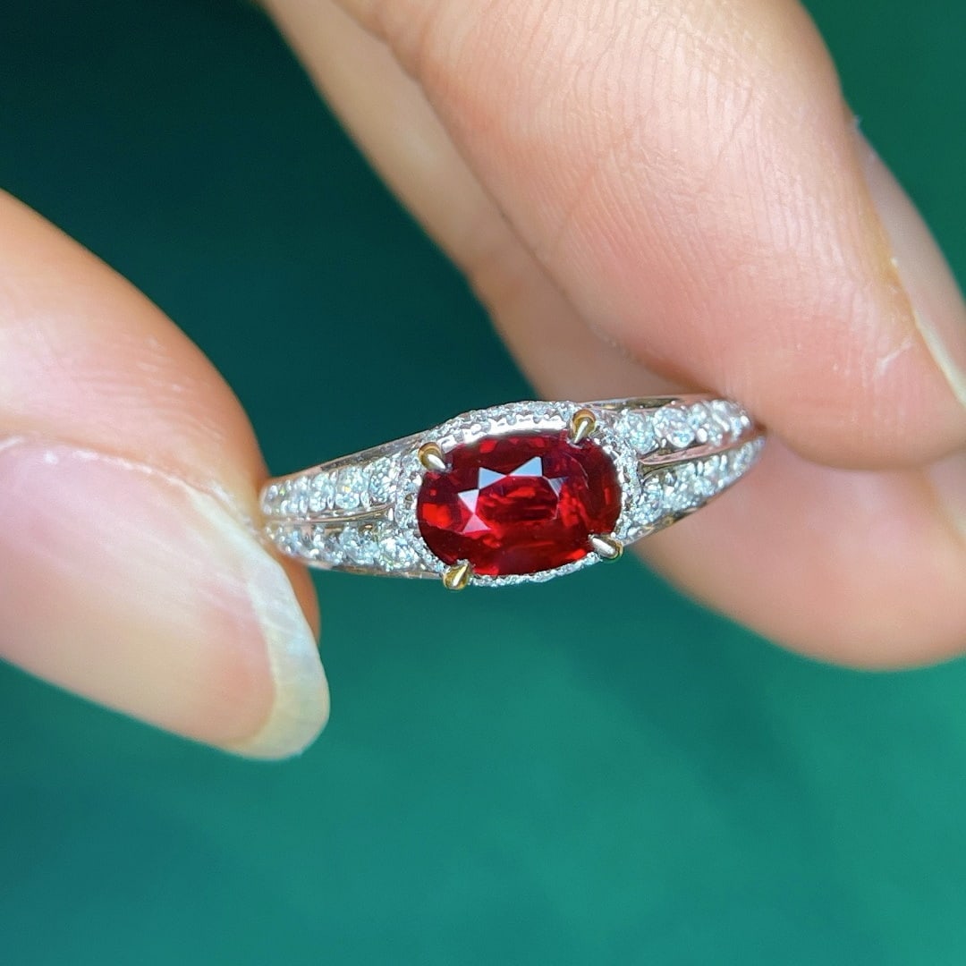 14k Gold 1.31 Ctw Vivid Red Natural Ruby & Diamond Ring - 2