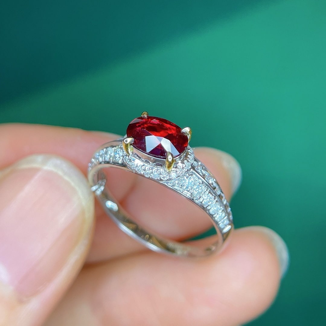 14k Gold 1.31 Ctw Vivid Red Natural Ruby & Diamond Ring - 5