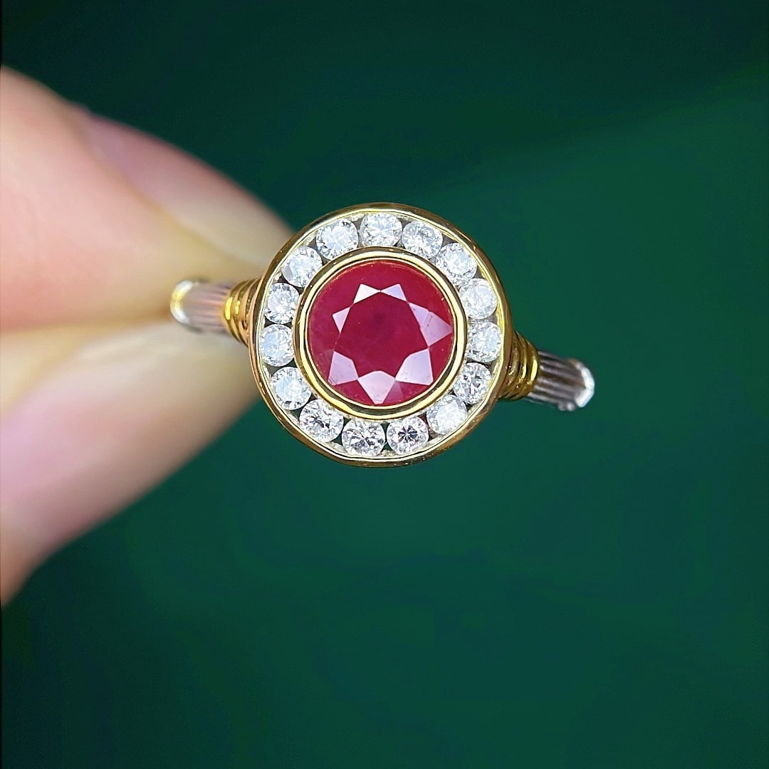 14k Gold 1.43 Ctw Vivid Red Natural Ruby & Diamond Ring - 3