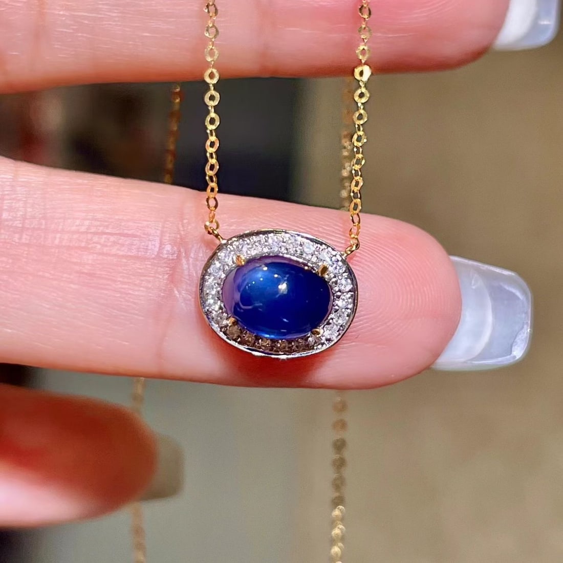 14k Gold 2.57 Ctw Natural Sapphire & Diamond Necklace: Ref:231176205gold // content:14k // goldmain // gemstone:sapphireshape:ovalcarat // weight:2. 46ct // color:bluetreatment:naturaladjacent // gemstone // 2 // : // diamondshape:roundcarat // weight:0. 