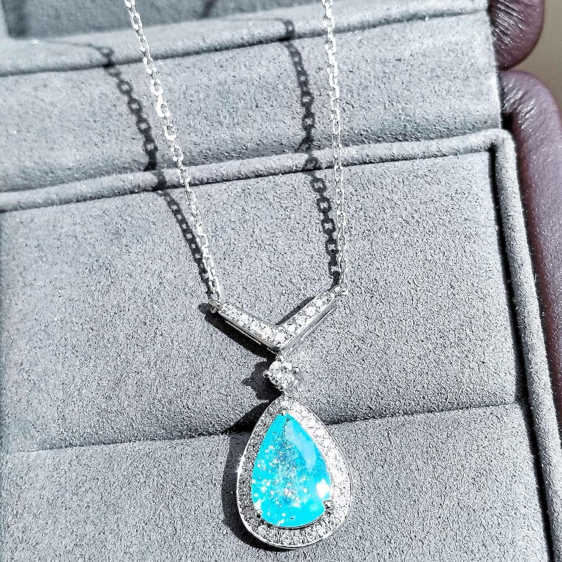14k Gold 2.95 Ctw Natural Paraiba Tourmaline & Diamond Necklace - 3