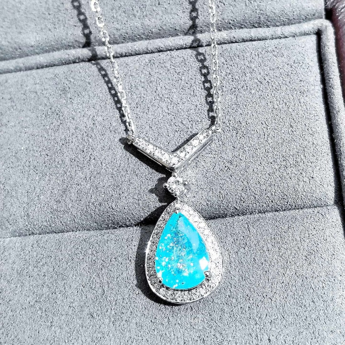 14k Gold 2.95 Ctw Natural Paraiba Tourmaline & Diamond Necklace - 5