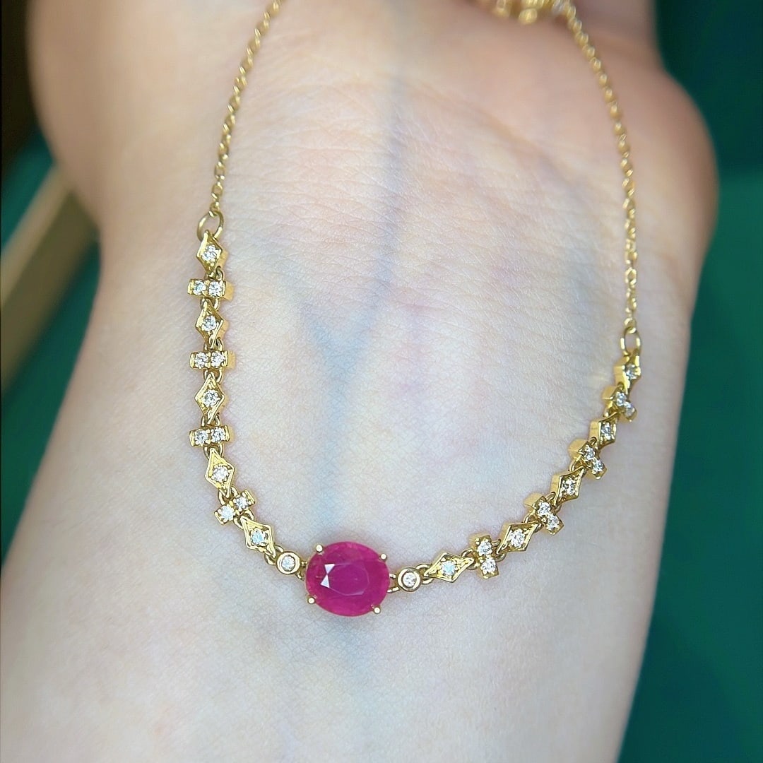 14k Gold 1.35 Ctw Natural Ruby & Diamond Bracelet: Ref:231176230gold // content:14k // goldmain // gemstone:rubyshape:ovalcarat // weight:0. 95ct // color:redtreatment:naturaladjacent // gemstone // 2 // : // diamondshape:roundcarat // weight:0. 4ct /