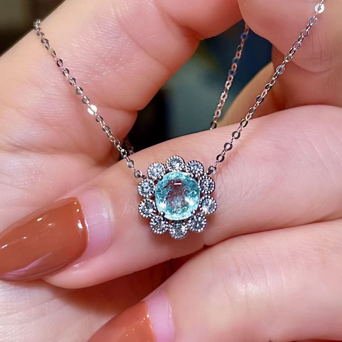 14k Gold 1.25 Ctw Natural Paraiba Tourmaline & Diamond Necklace: Ref:231176231gold // content:14k // goldmain // gemstone:paraiba // tourmalineshape:ovalcarat // weight:1. 00ct // color:bluetreatment:naturaladjacent // gemstone // 2 // : // diamondshape:roundcarat