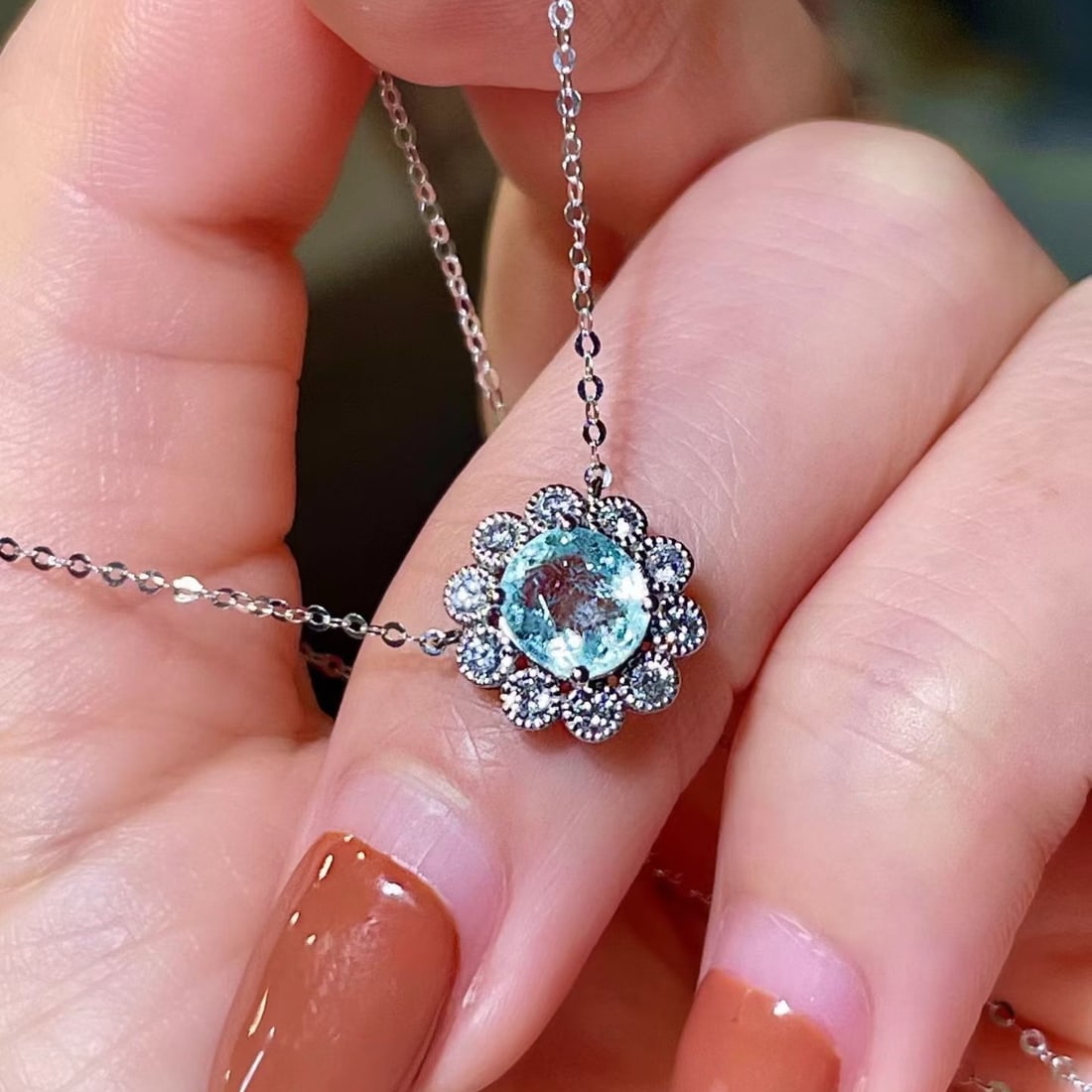 14k Gold 1.25 Ctw Natural Paraiba Tourmaline & Diamond Necklace - 2