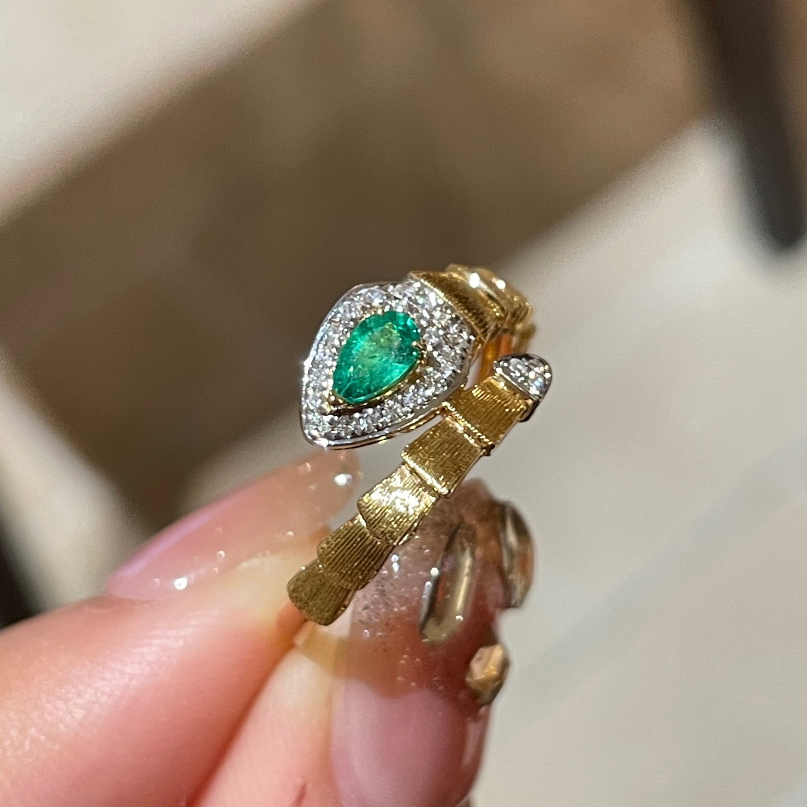 14k Gold 0.2 Ct Natural Emerald & Diamond Ring - 2