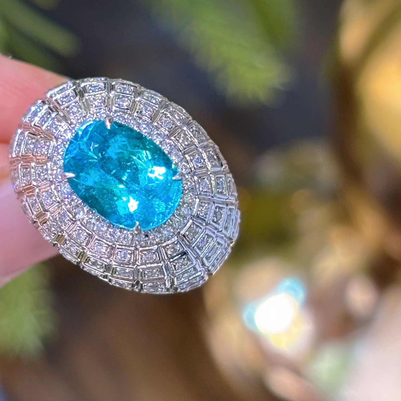 14k Gold 4.05 Ctw Natural Paraiba Tourmaline & Diamond Ring - 3