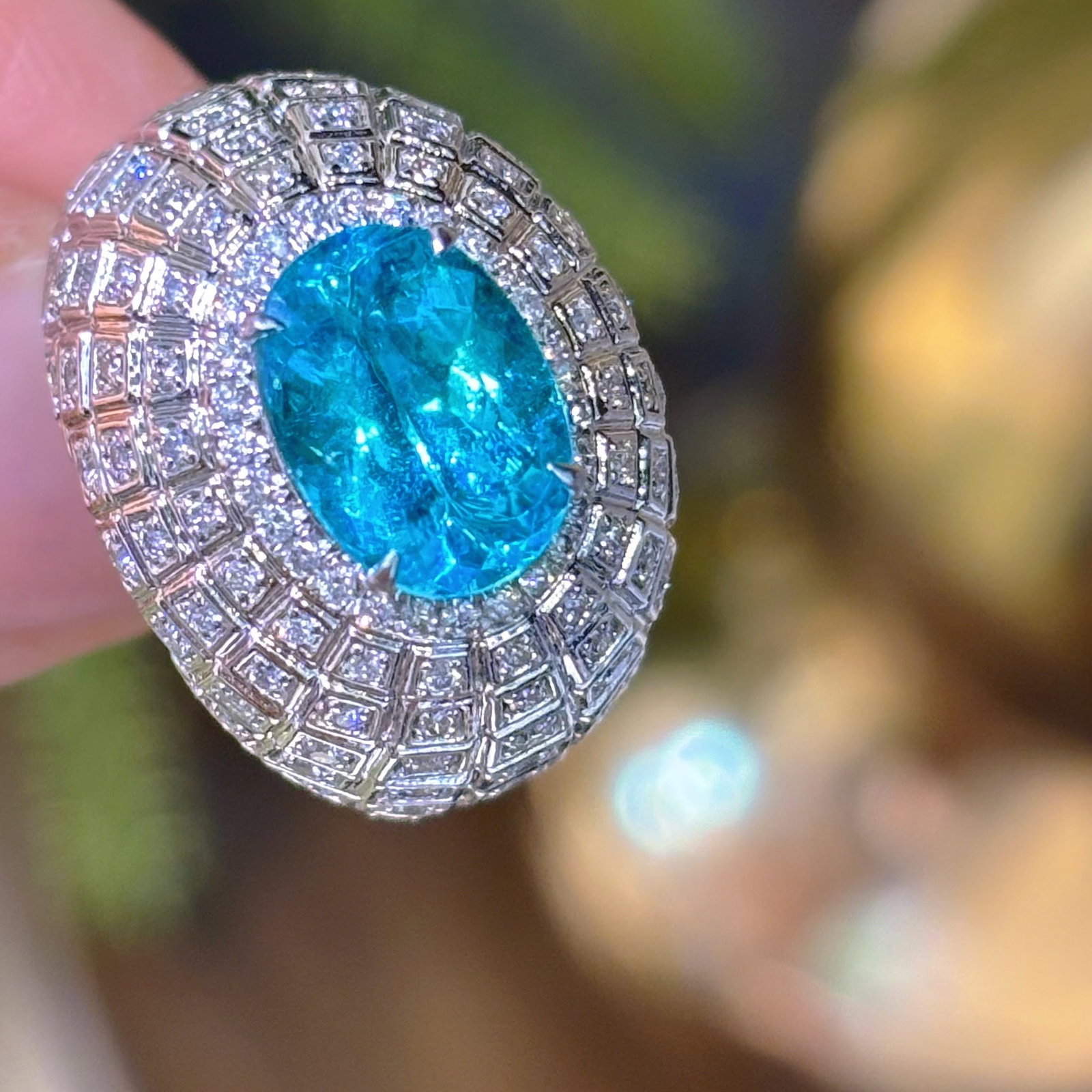 14k Gold 4.05 Ctw Natural Paraiba Tourmaline & Diamond Ring - 5