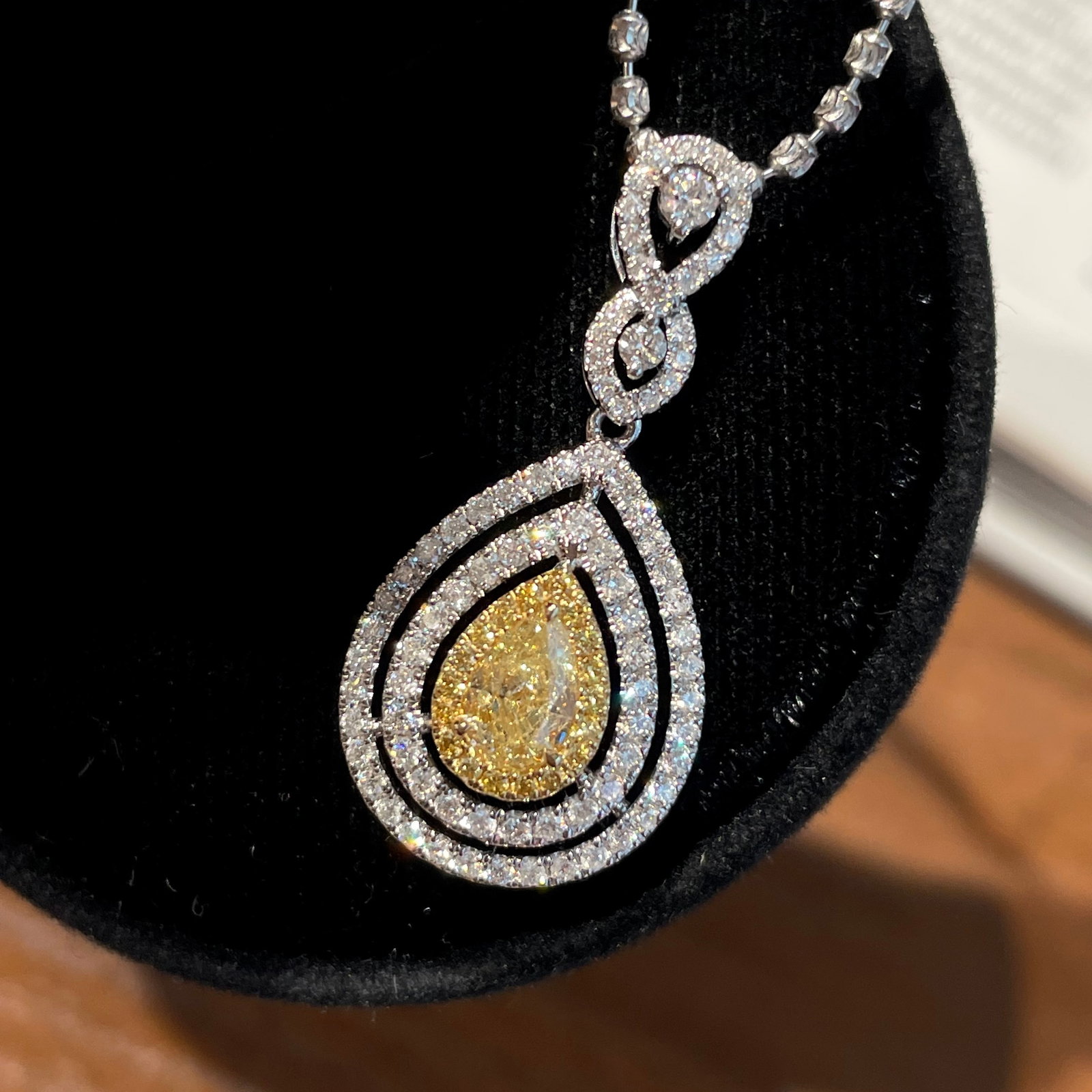 14k Gold 1.07 Ctw Natural Yellow Diamond & Diamond Pendant( Without Chain ) - 2