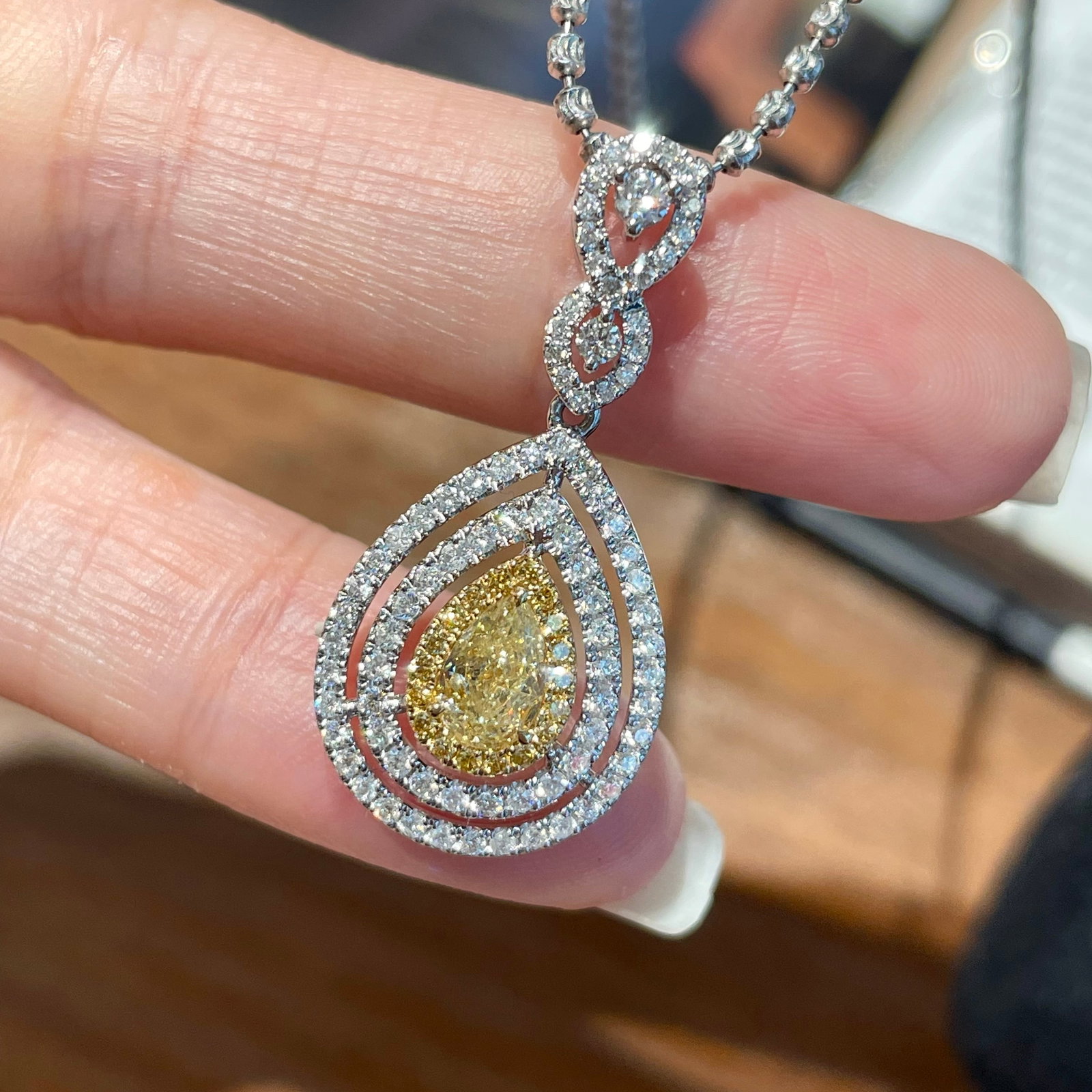 14k Gold 1.07 Ctw Natural Yellow Diamond & Diamond Pendant( Without Chain ) - 4