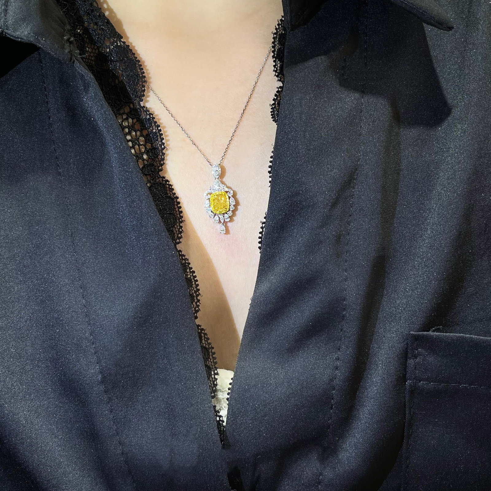 14k Gold 1.57 Ctw Natural Yellow Diamond & Diamond Pendant( Without Chain ) - 5
