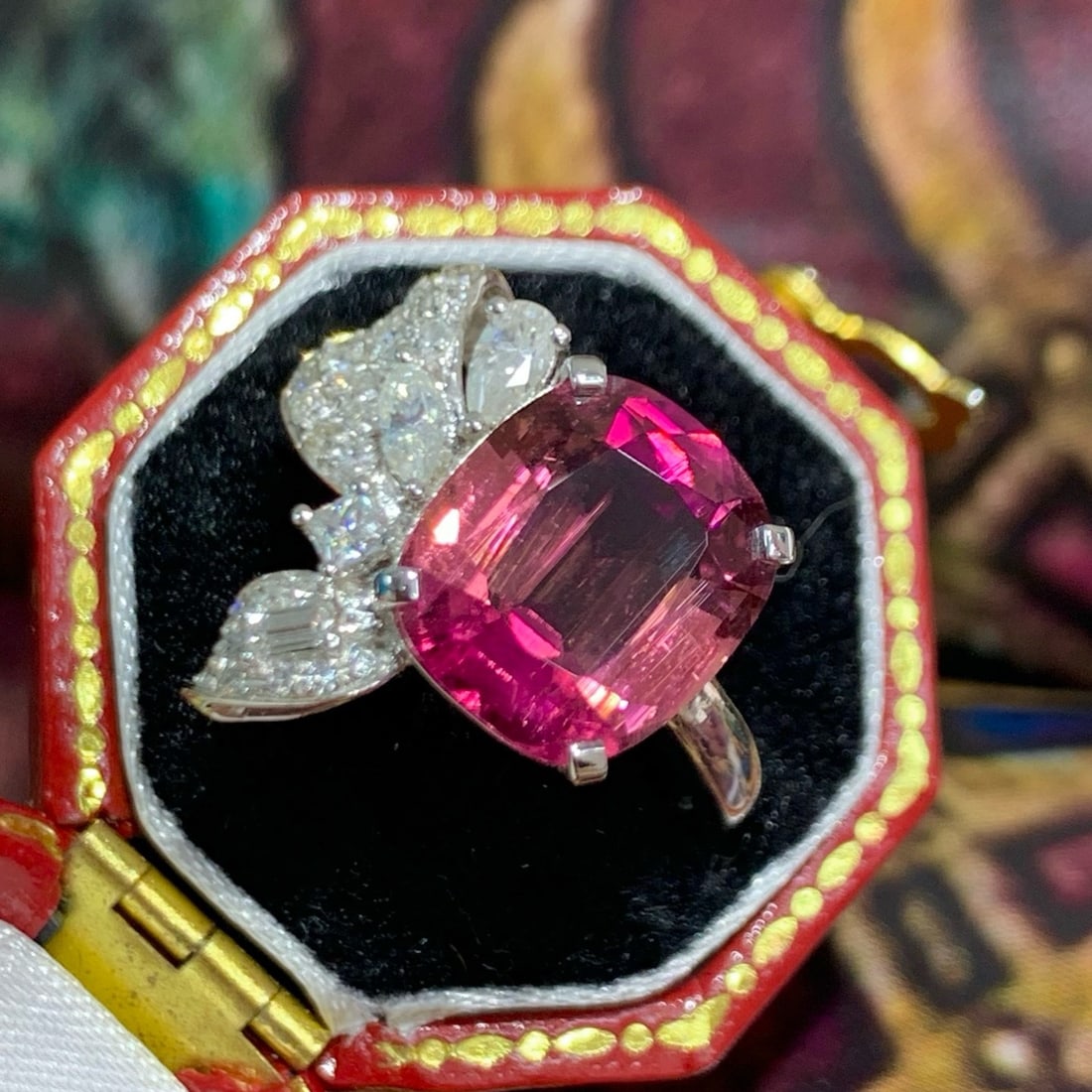 14k Gold 4.85 Ctw Natural Tourmaline & Diamond Ring: Ref:231176246gold // content:14k // goldring // size:7. 25usmain // gemstone:tourmalineshape:cushioncarat // weight:4. 45ct // color:redtreatment:naturaladjacent // gemstone // 2 // : // diamondshape: