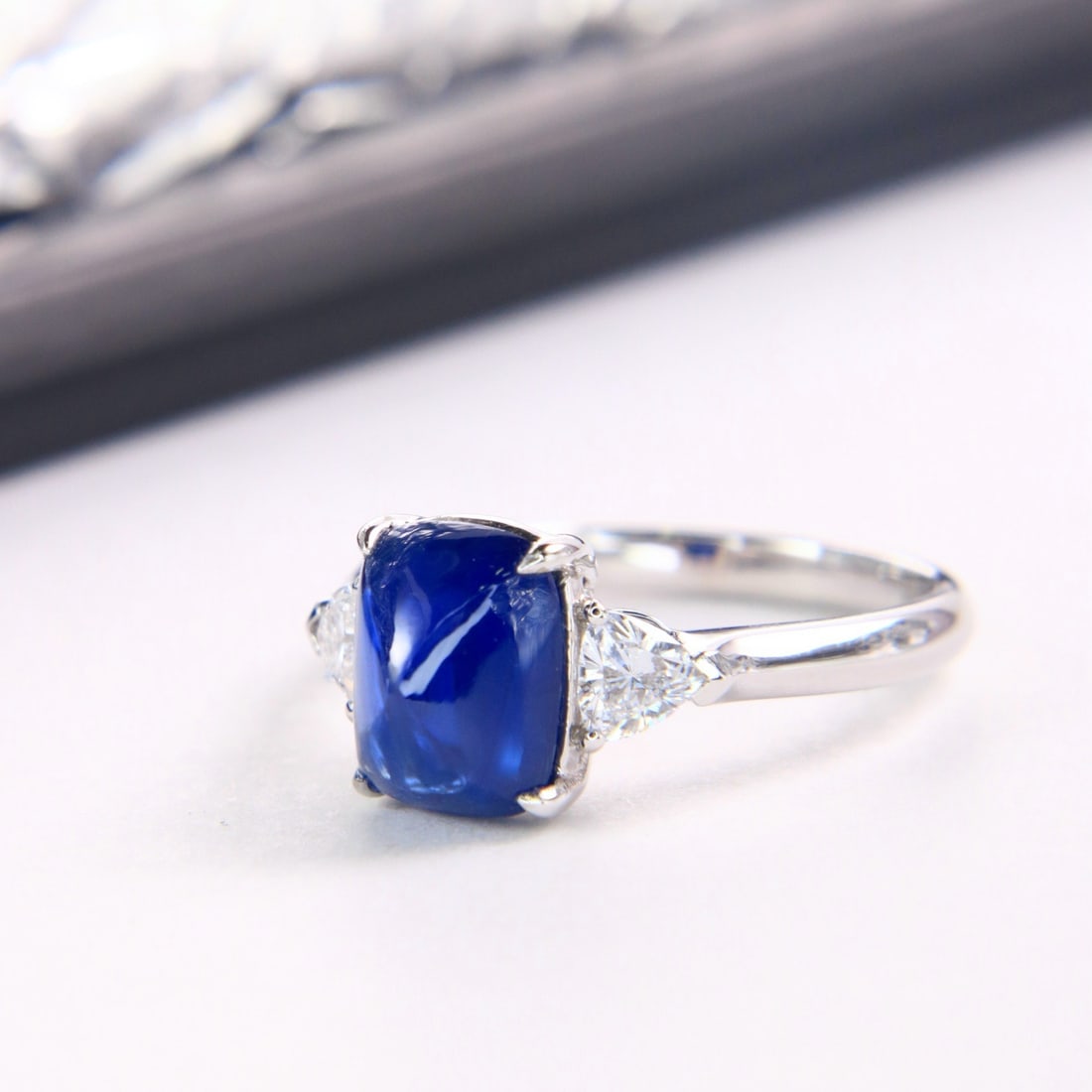 14k Gold 4.00 Ctw Vivid Blue Natural Sapphire & Lab Grown Diamond Ring - 6