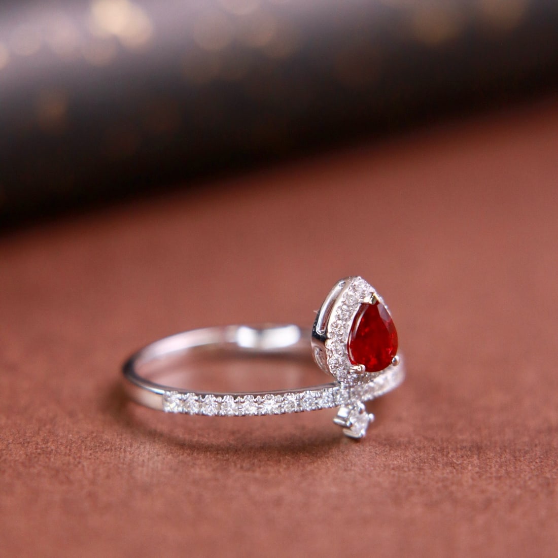 14k Gold 0.59 Ctw Vivid Red Natural Ruby & Diamond Ring - 3