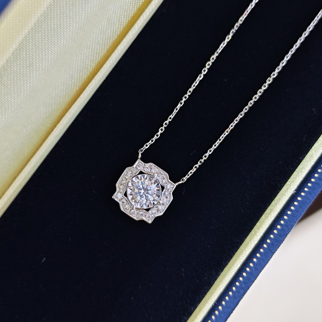 14k Gold 0.39 Ctw Natural H Diamond Necklace - 3