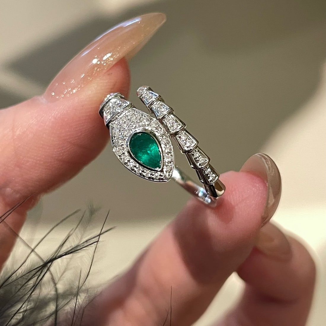 14k Gold 0.2 Ct Natural Emerald & Diamond Ring - 2