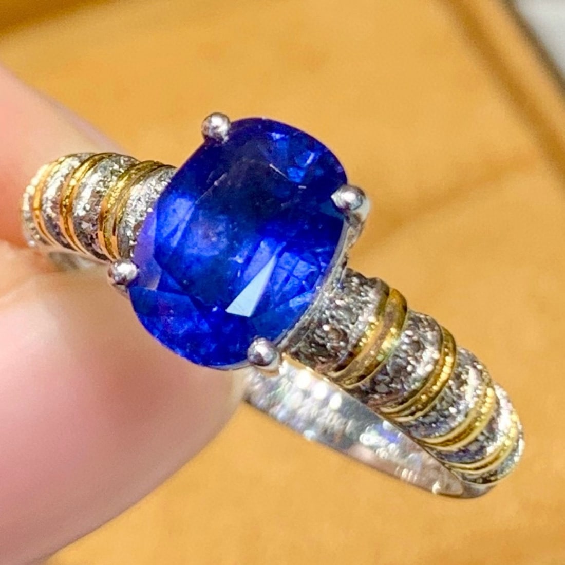14k Gold 2.2 Ct Natural Sapphire & Diamond Ring - 3
