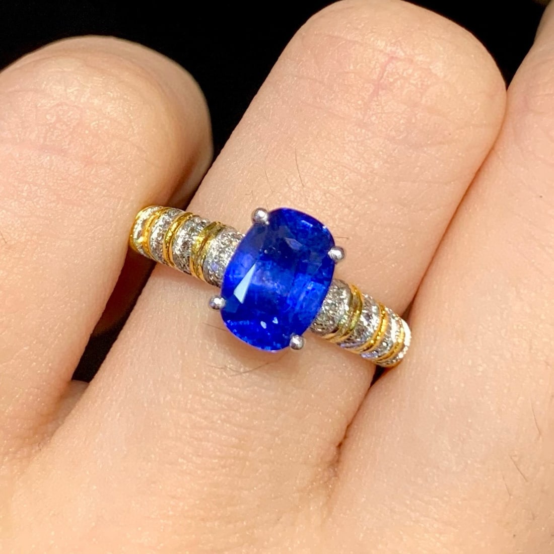 14k Gold 2.2 Ct Natural Sapphire & Diamond Ring - 5