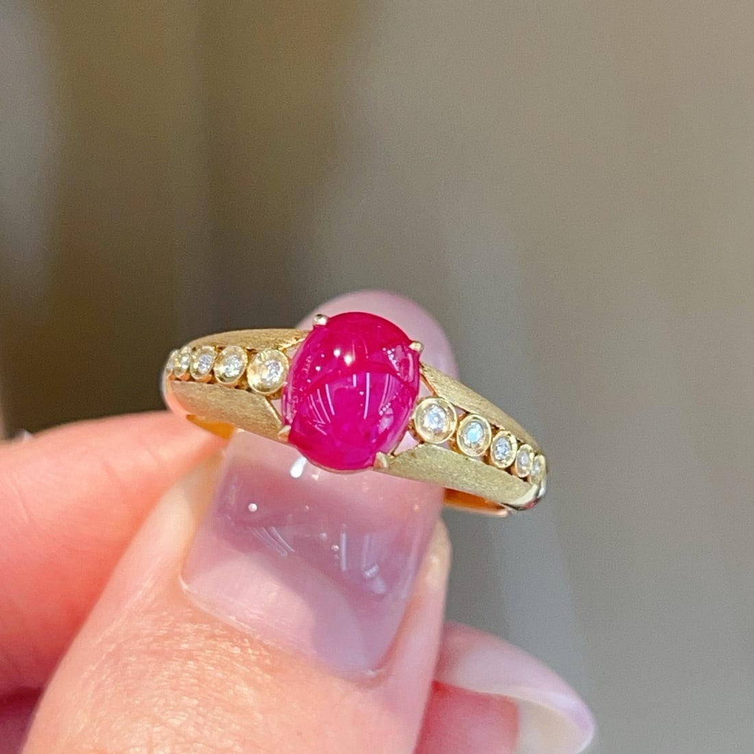 14k Gold 2.02 Ctw Natural Ruby & Diamond Ring: Ref:231176275gold // content:14k // goldring // size:7. 25usmain // gemstone:rubyshape:ovalcarat // weight:1. 97ct // color:redtreatment:naturaladjacent // gemstone // 2 // : // diamondshape:roundcara